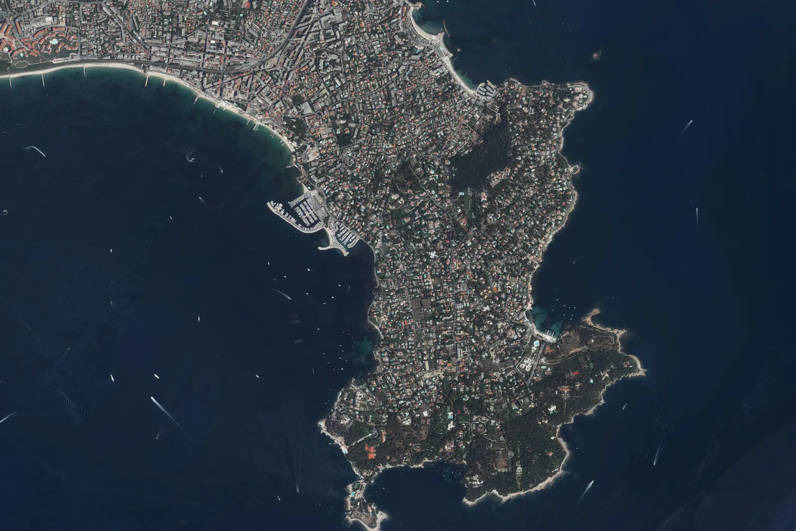 Le Cap d'Antibes vu du ciel